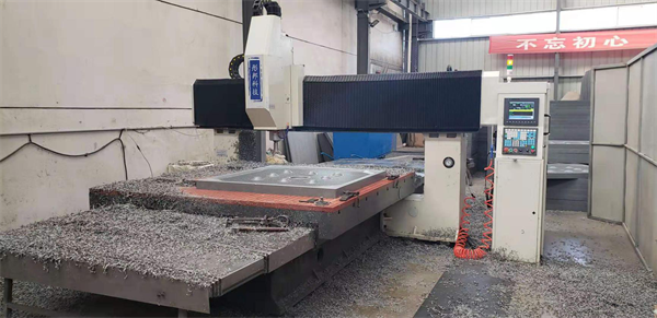 壓濾機(jī)濾板成品車間 (9)