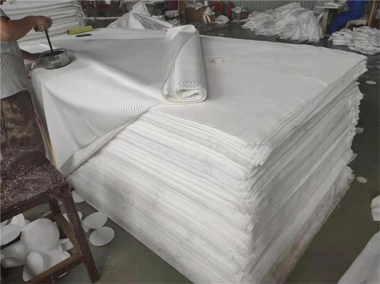 壓濾機(jī)濾布車間 (15)